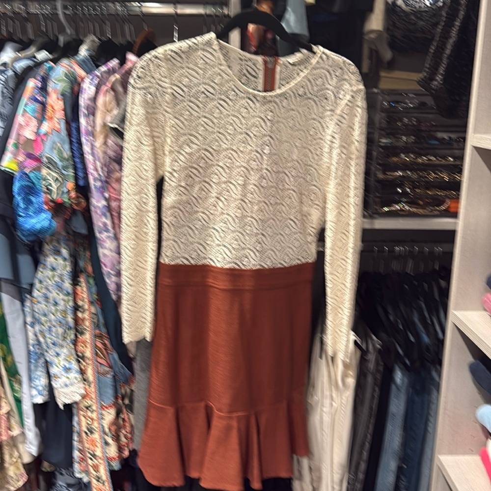 Gorgeous worn once lace top dress